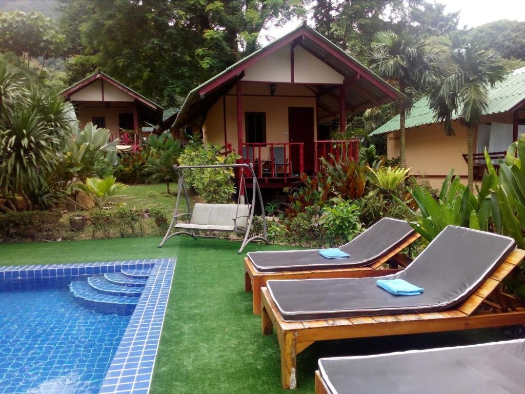 Saint Tropez Resort — hotel in Ko Chang Tai
