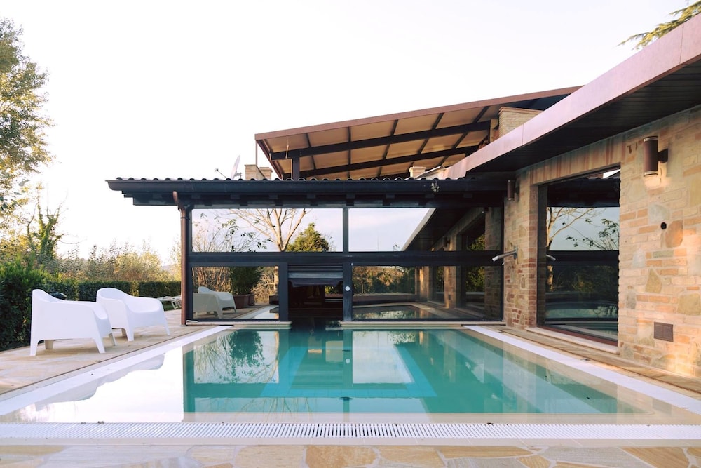 Colle Indaco Country House & Wellness — 4-Star Luxury Hotel in Ortezzano, Italy