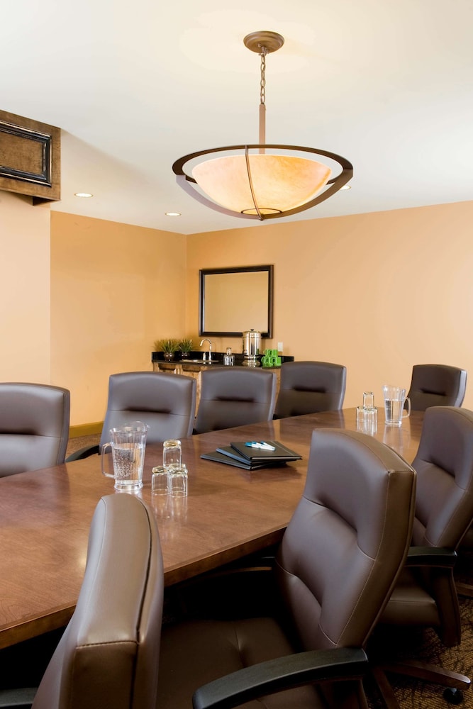 Homewood Suites by Hilton Bozeman - photo 30