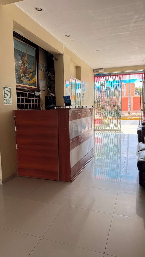 Hotel Ikasur in Ica, Peru