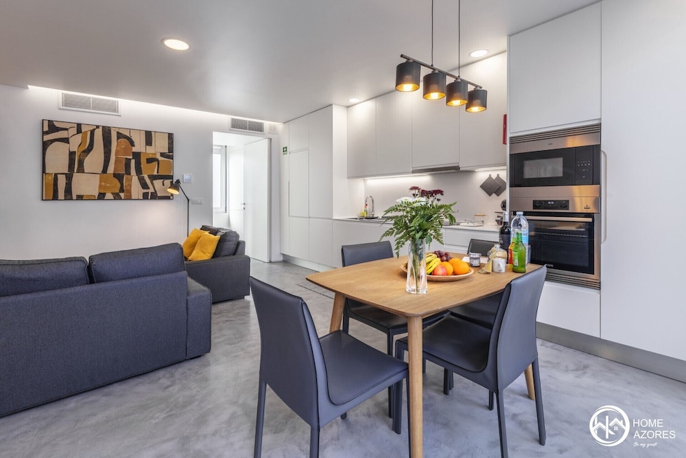 Home Azores Lisboa House Downtown — 4-Star Luxury Hotel in Ponta Delgada, Portugal