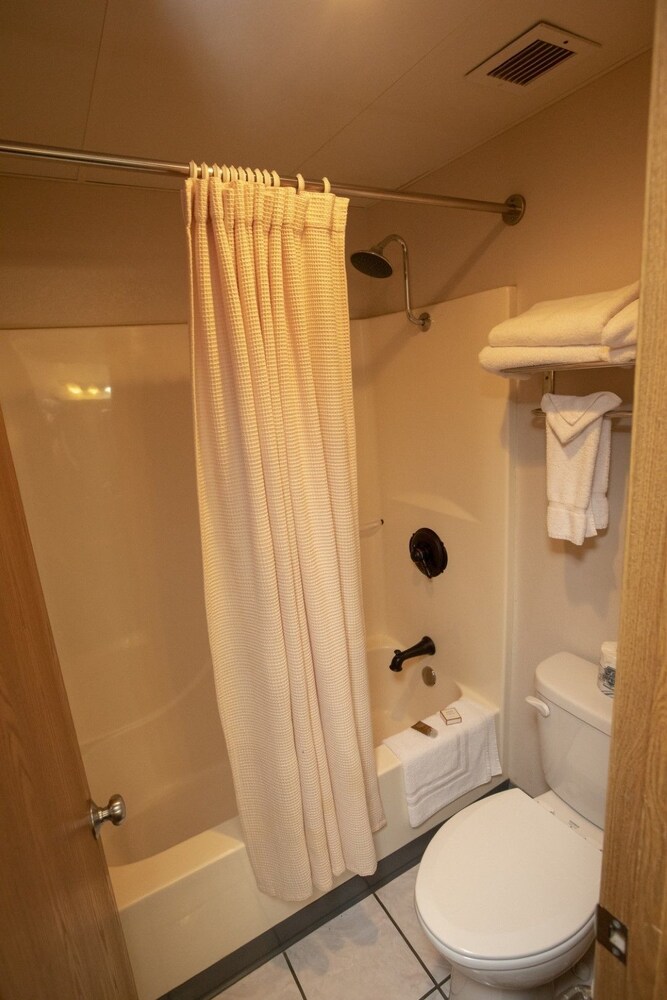 Hotel Grand Victorian - photo 6