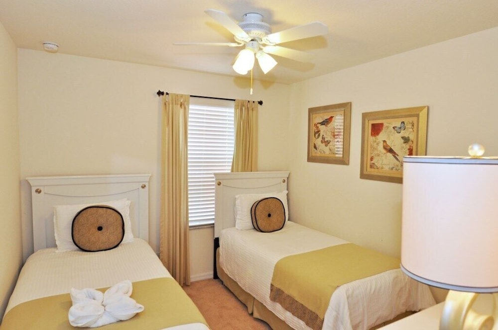 3 Bed Twhm W splash Pool at Bella Vida Resort - photo 4
