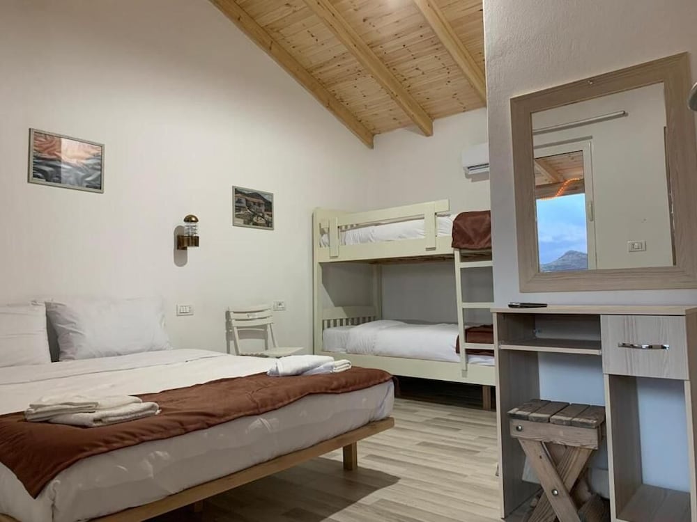 Vila Sofia Gllava Resort — Memaliaj — photo 2