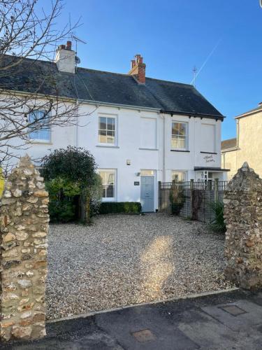 Restaurant James Sommerin — hotel in Penarth