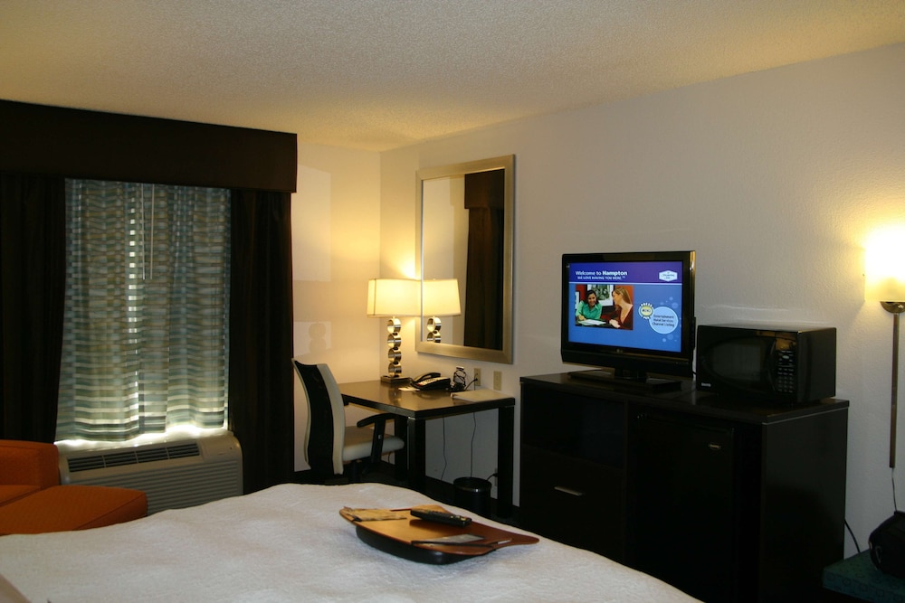Hampton Inn Shreveport Airport - photo 28