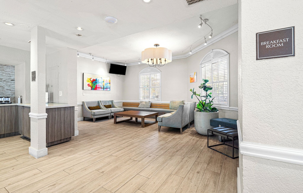 2520 Living - photo 11