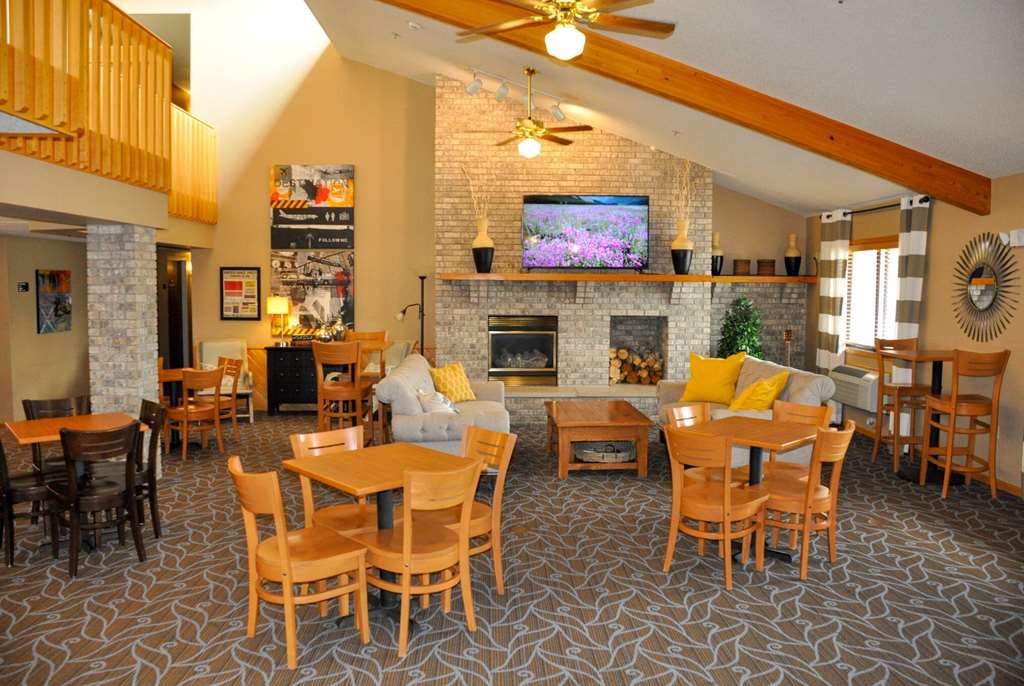 AmericInn by Wyndham Clear Lake - photo 3