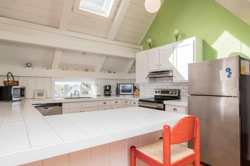 Cuddlefish by Oak Island Accommodations - photo 27