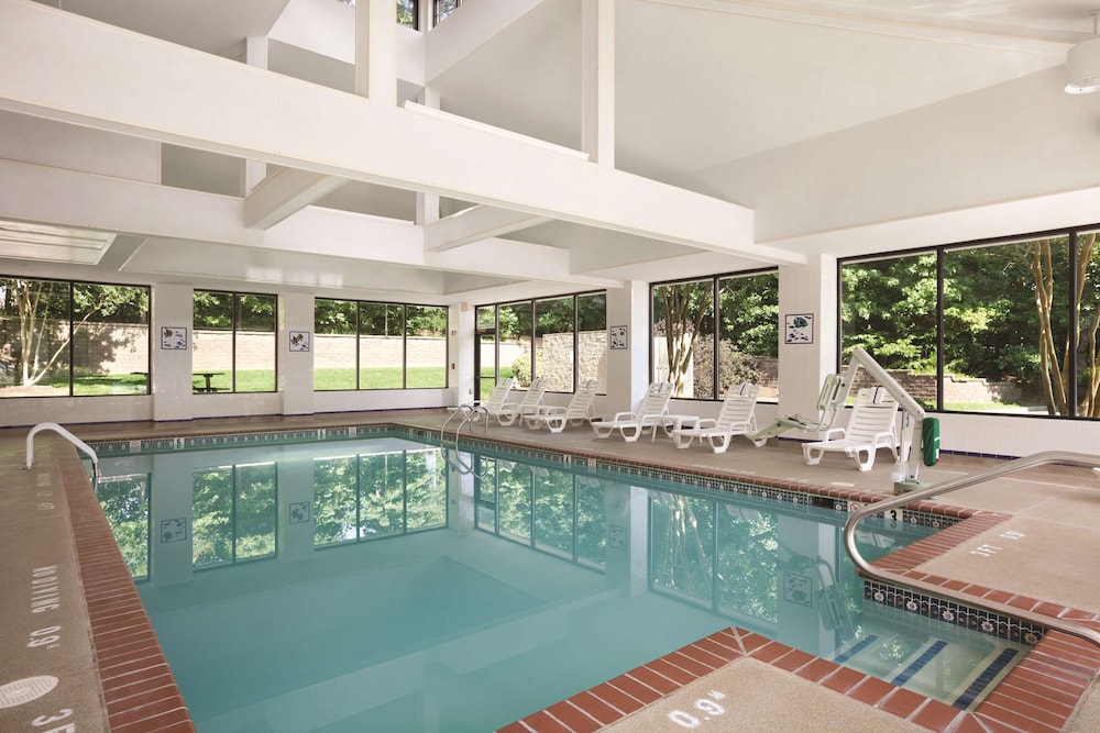 Homewood Suites by Hilton Williamsburg - photo 35
