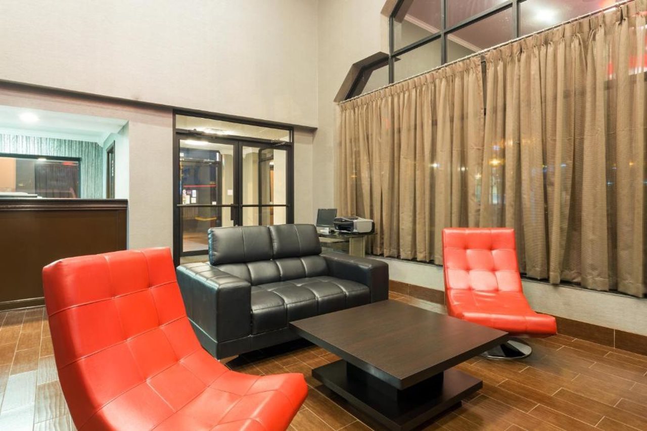 Baymont Inn & Suites Horn Lake Southaven - featured photo