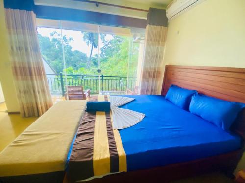Renovating - carbon neutral hotel in Negombo