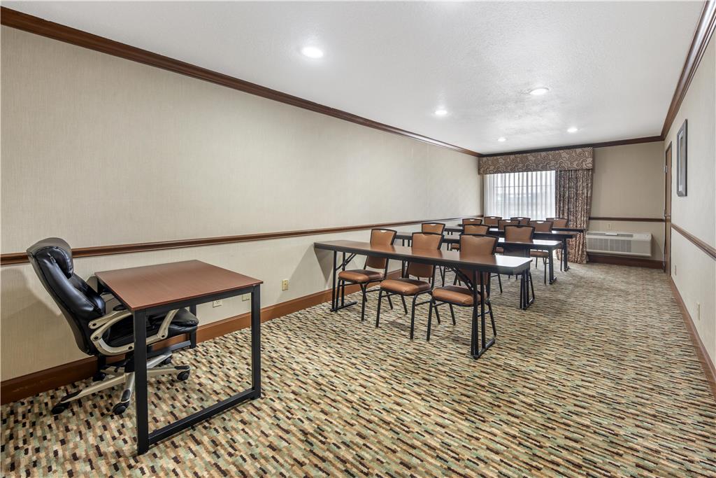 Best Western Plus Atrium Inn - photo 33