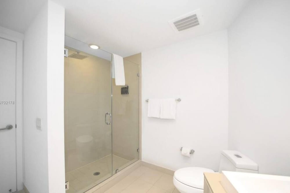 Luxe Stay at Hyde Resort oceanfront Amenities - photo 7