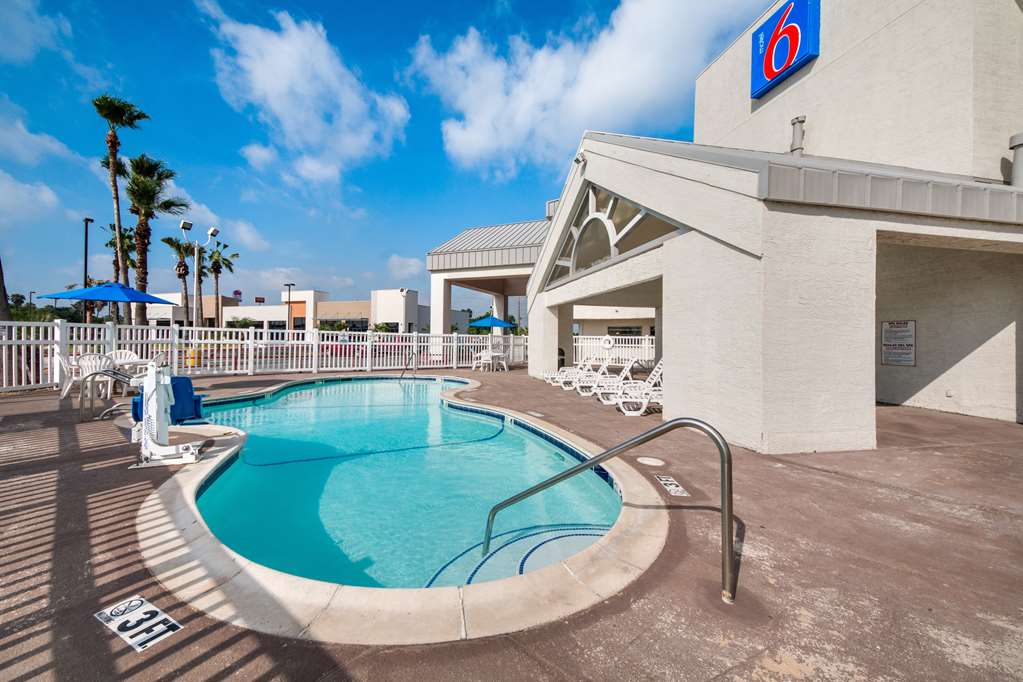 Motel 6 Brownsville TX North - photo 7