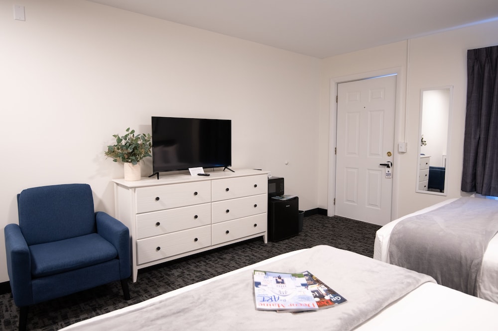 Main Street Motel - photo 13