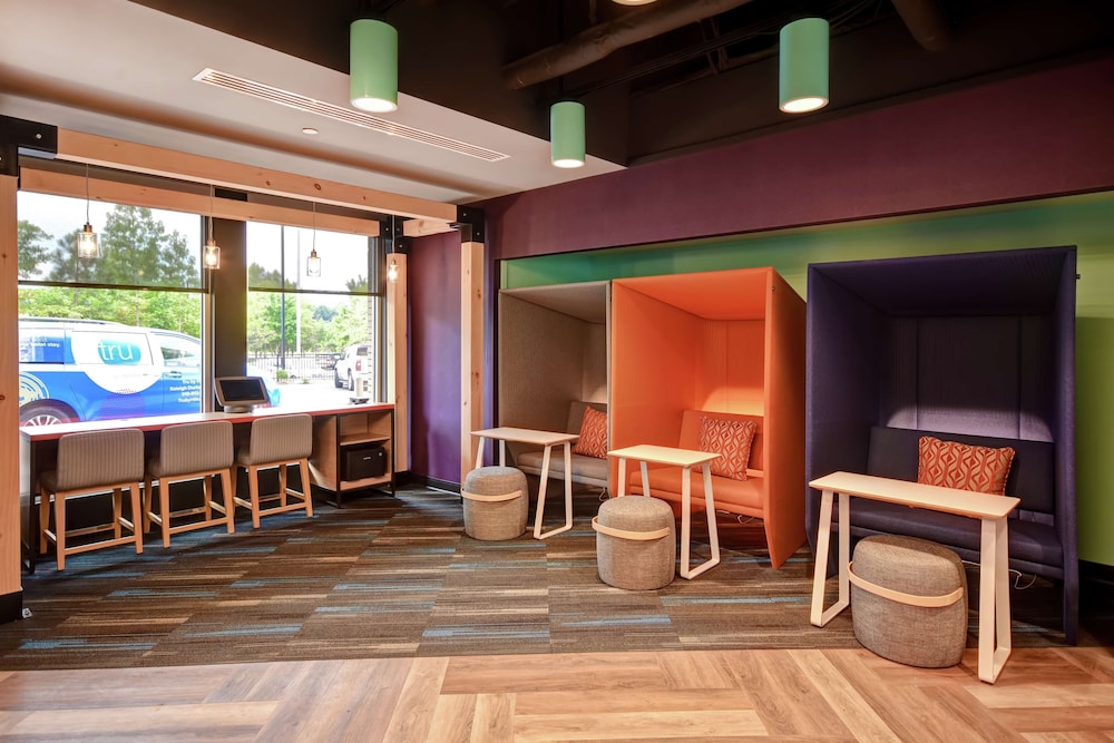 Tru by Hilton Raleigh Durham Airport - photo 37
