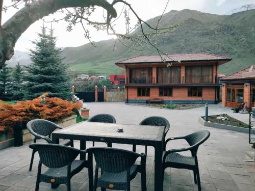Vardisubani Villa