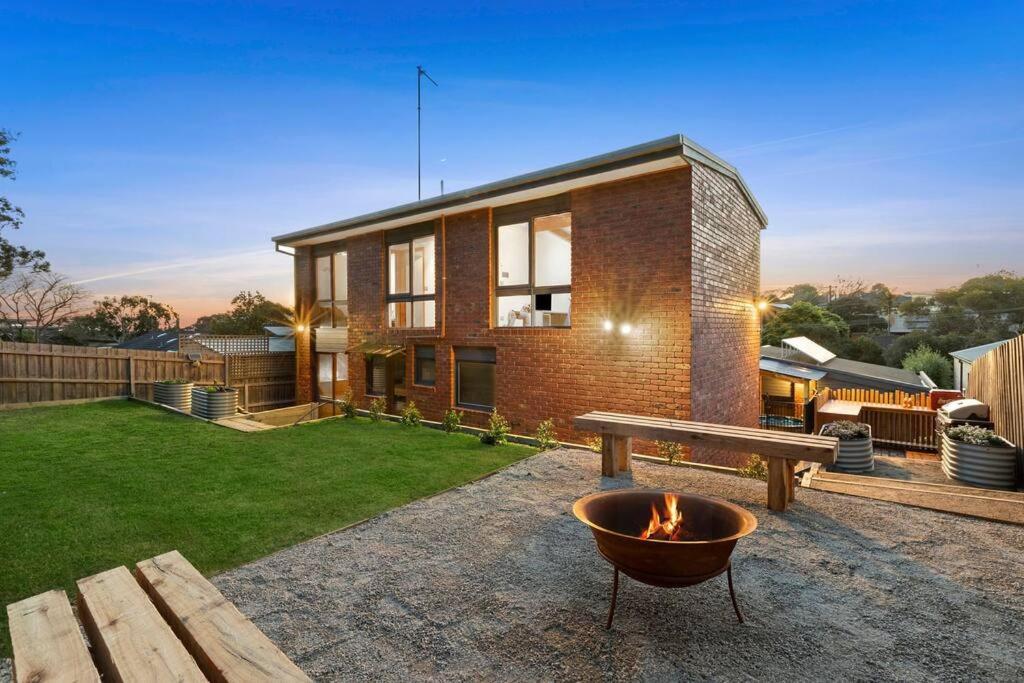 Beachside Weekender Retreat with Spa sleeps 11 13 in Ocean Grove, Australia