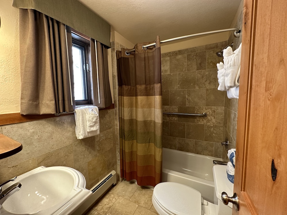 Silver Moon Inn - photo 149