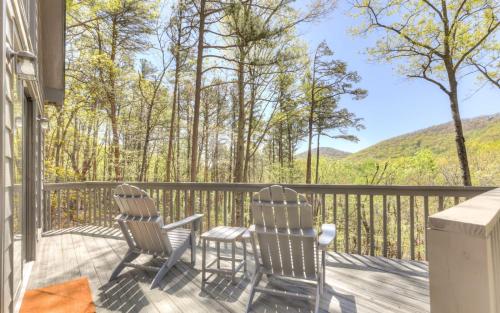 Escape Hatch Enjoy mountain views in Jasper, United States