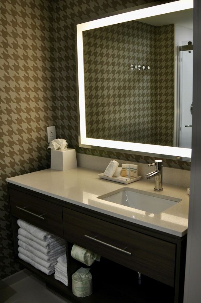 Home2 Suites by Hilton North Conway - photo 53