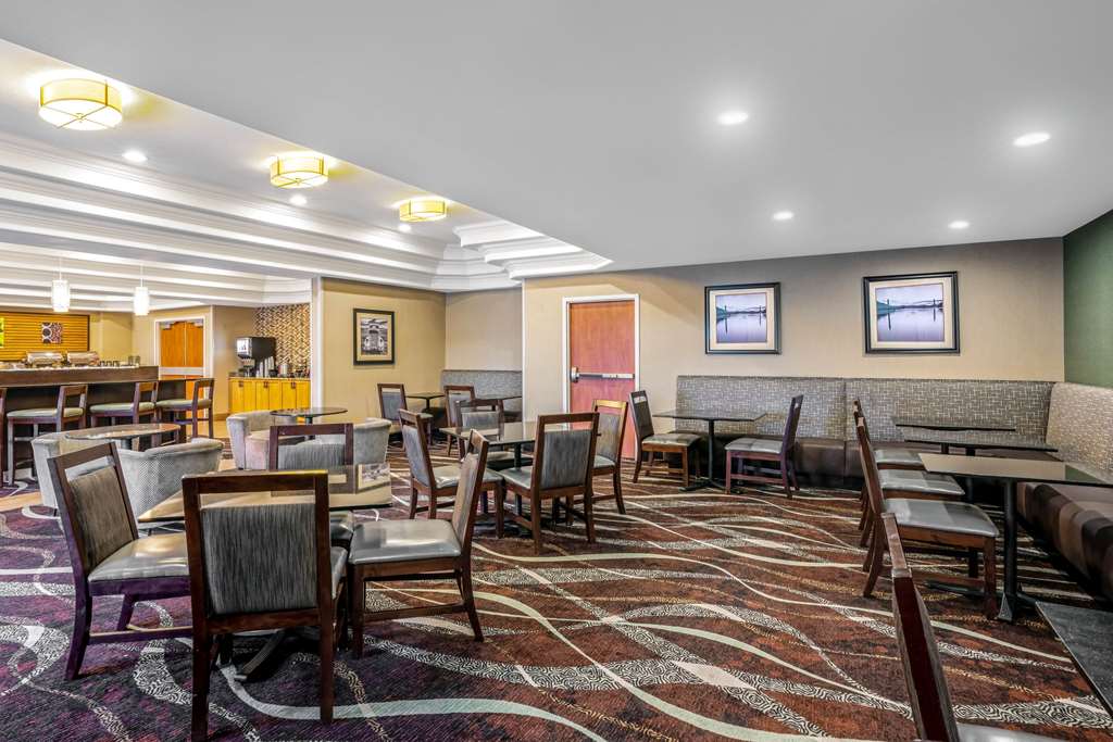 La Quinta Inn & Suites by Wyndham Coeur d`Alene - photo 29