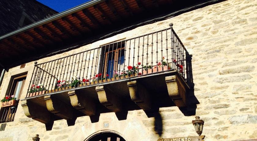 La Hoja De Roble — hotel in Puebla De Sanabria