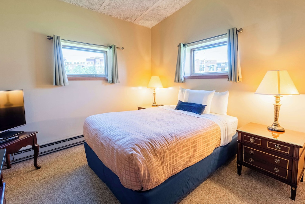 Fireside Inn & Suites Bangor - photo 14