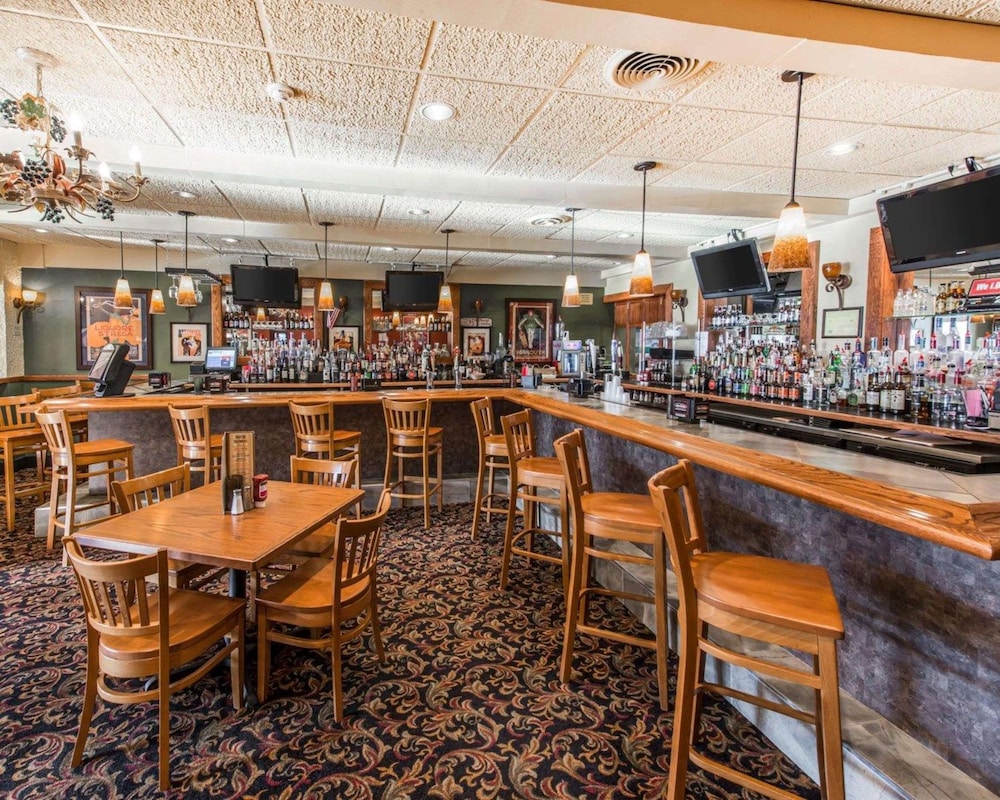 Quality Inn & Suites Erie near Casino - photo 43