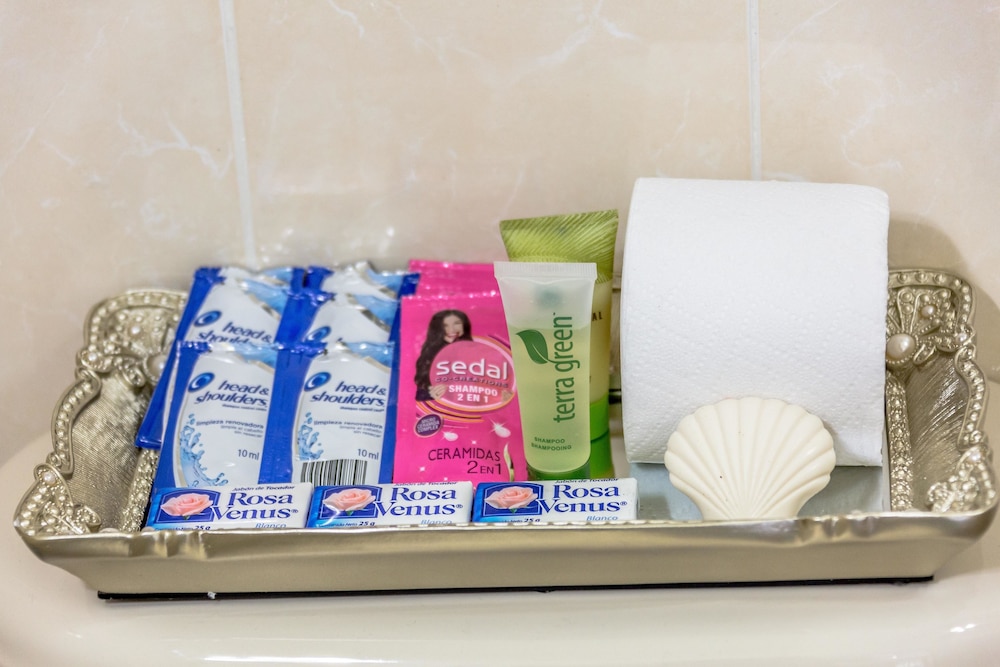 Bathroom amenities