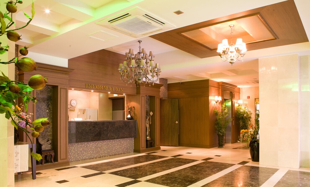 Cheonan Just Sleep Hotel Suite Cheonan Station Branch in Cheonan, South Korea