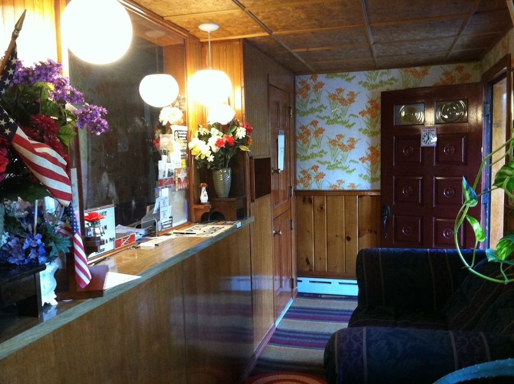Granby Motel - photo 18
