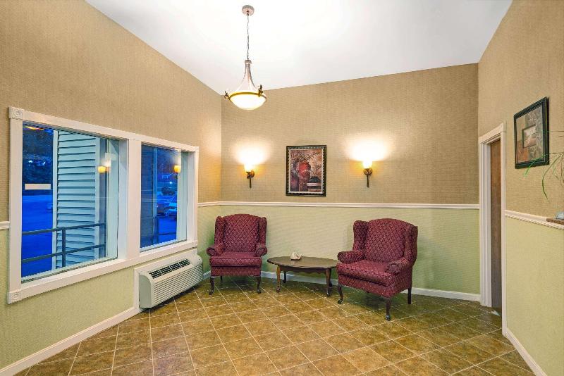 Days Inn Kittery - photo 7
