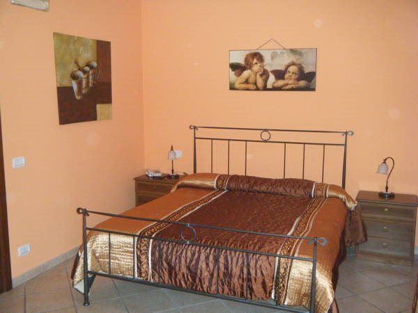 Santa Lucia — hotel in Capo D'orlando