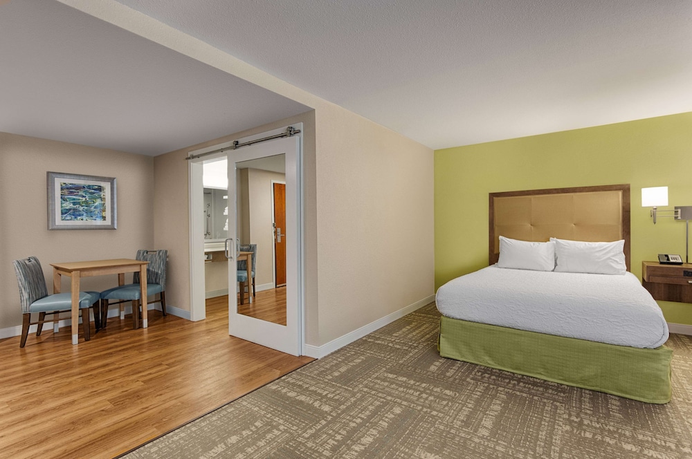 Hampton Inn Pawleys Island Litchfield - photo 13