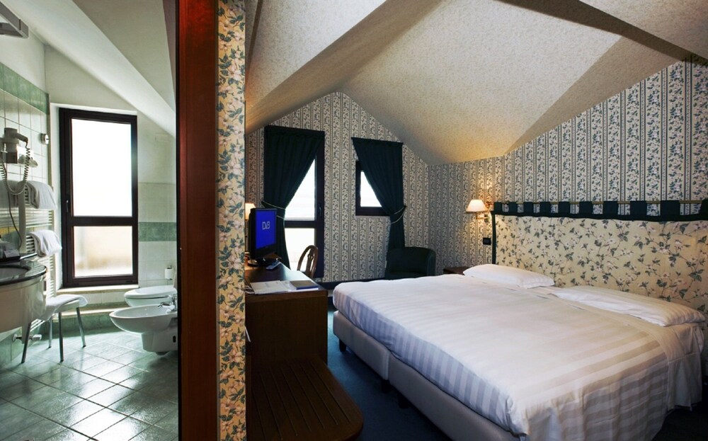Rizzi Aquacharme Hotel & Spa — Darfo Boario Terme — photo 5