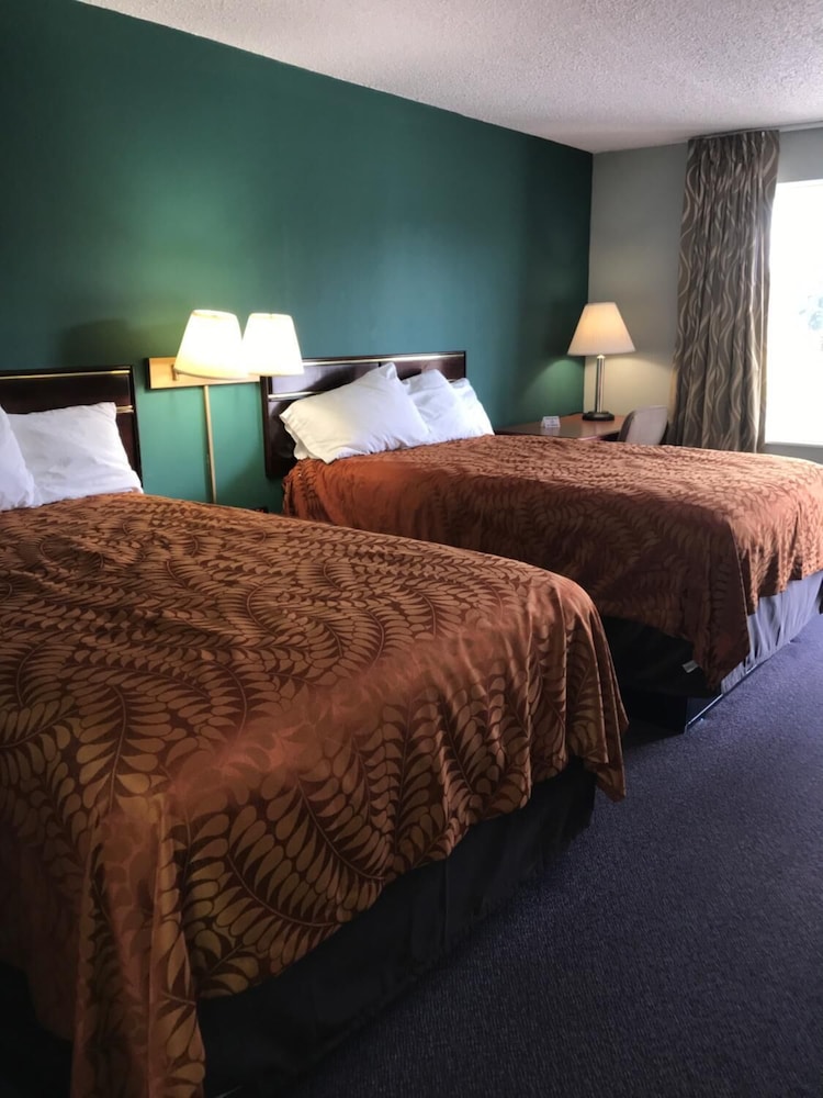 Americas Best Value Inn Manchester TN - photo 12
