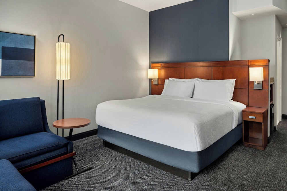 Courtyard by Marriott Minneapolis Maple Grove Arbor Lakes - photo 16