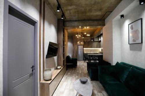 1 BR Apartment in Isani