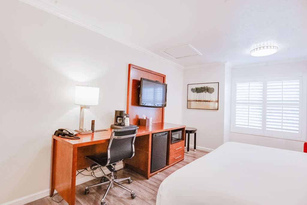 Ramada by Wyndham Mountain View - photo 28