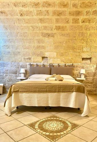 Suite Arco 166 Stanza privata — 4-Star Luxury Hotel in Trani, Italy