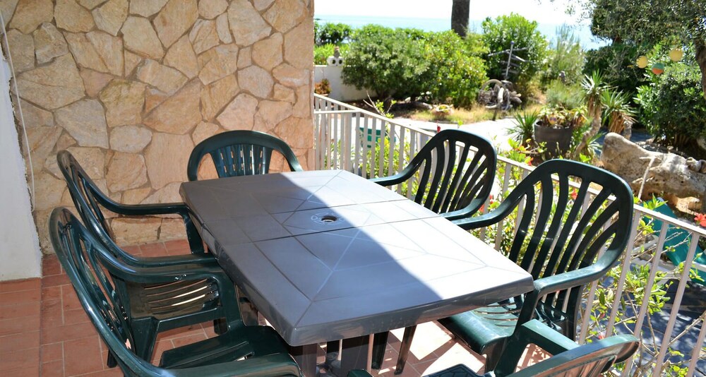 Cap Ras 2 — hotel in Llanca