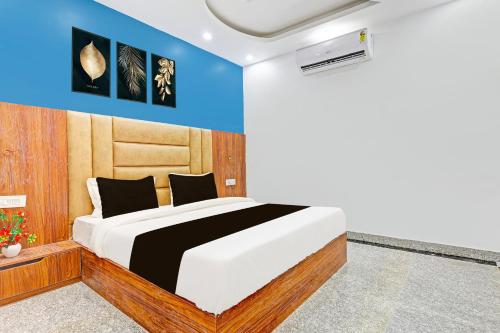 Day Stay 12 Hrs Slot: 8 AM to 8 PM Townhouse Oak Sector 62 Paras Trinity Mall