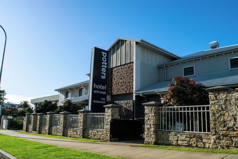 Potters Toowoomba Hotel — 4-Star Luxury Hotel in Toowoomba, Australia