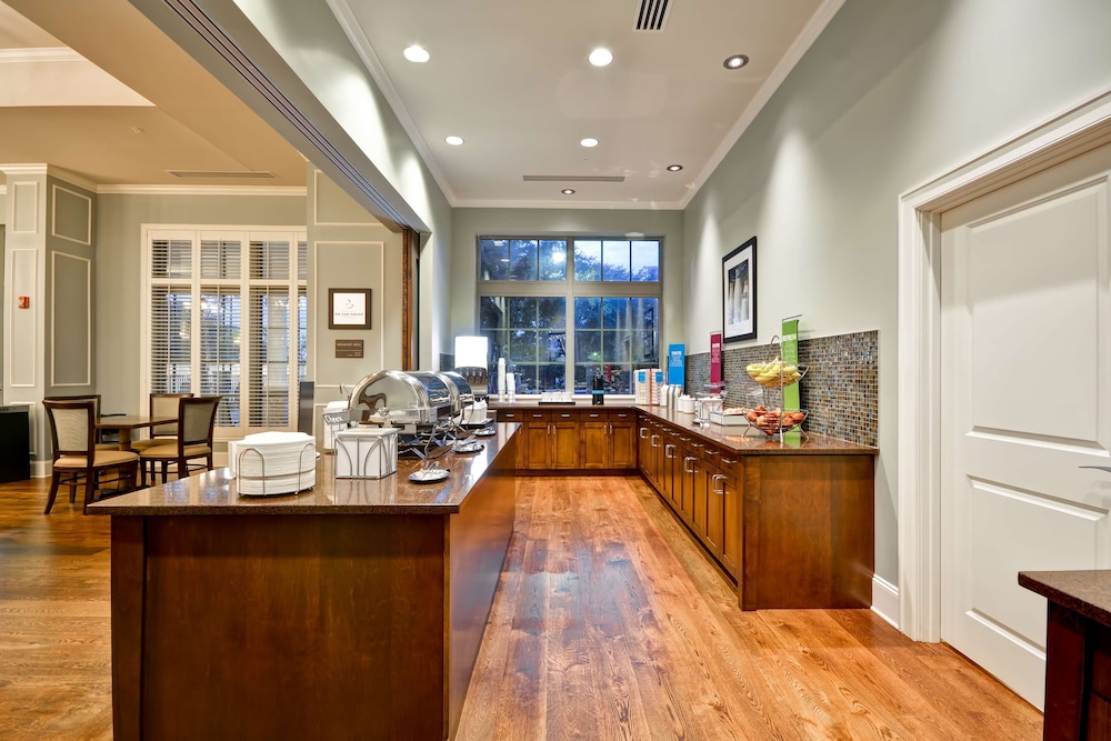 Hampton Inn & Suites Charleston Airport - photo 43