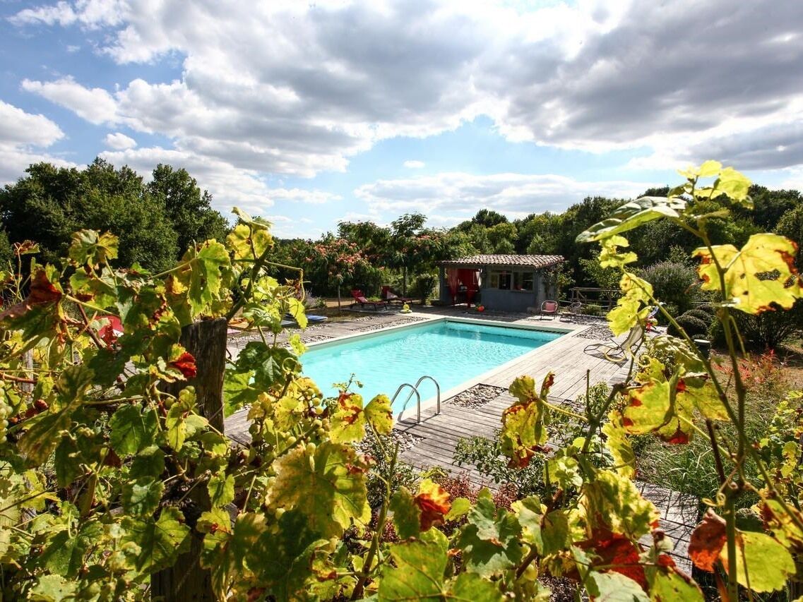 Domaine de l'Ô — hotel in Saint-Jean-De-La-Ruelle