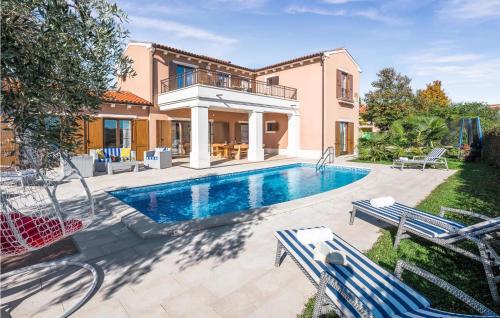 Pet Friendly Home In Barban With Sauna — 5-Star Luxury Hotel in Barban, Croatia
