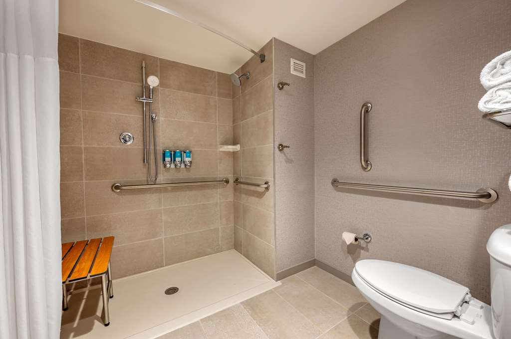 Drury Inn & Suites Champaign - photo 41