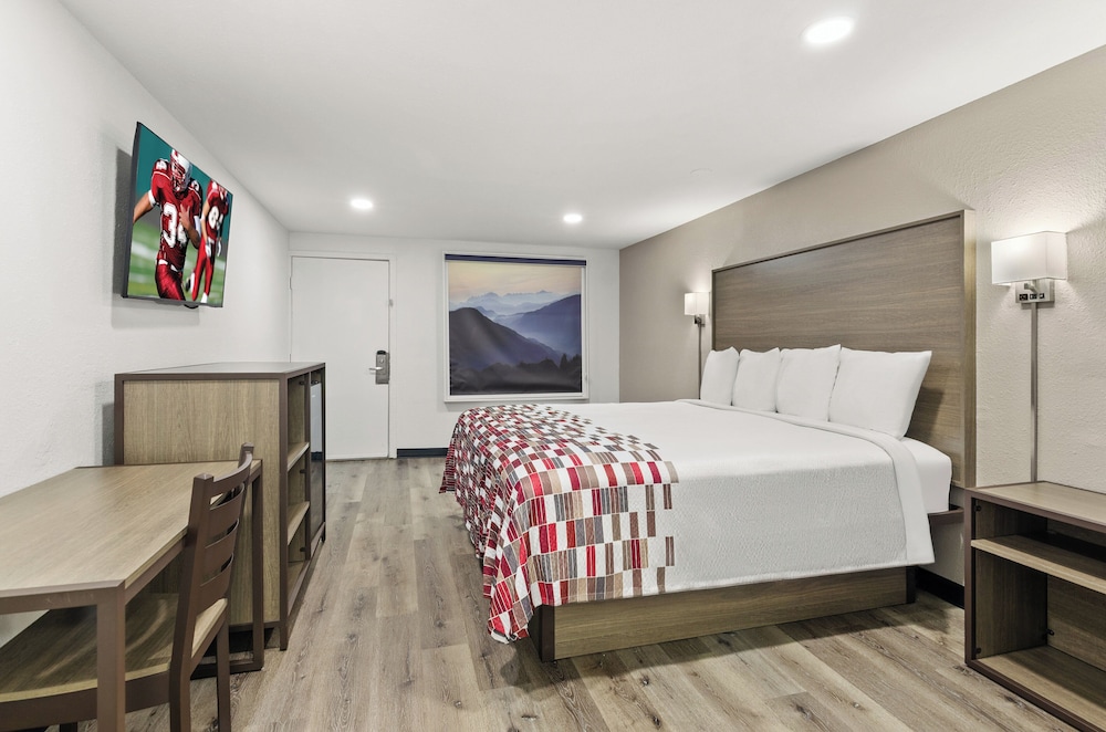 Red Roof Inn Wytheville - photo 18